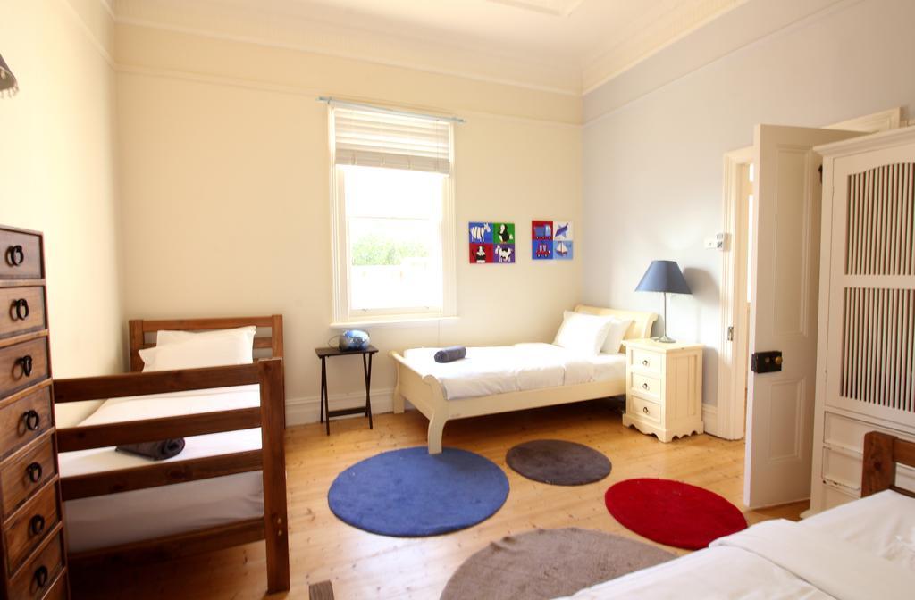 Windermere Fitzroy, 3 Bedroom, Edinburgh Gardens 350M - Rejuvenate Stays ملبورن المظهر الخارجي الصورة